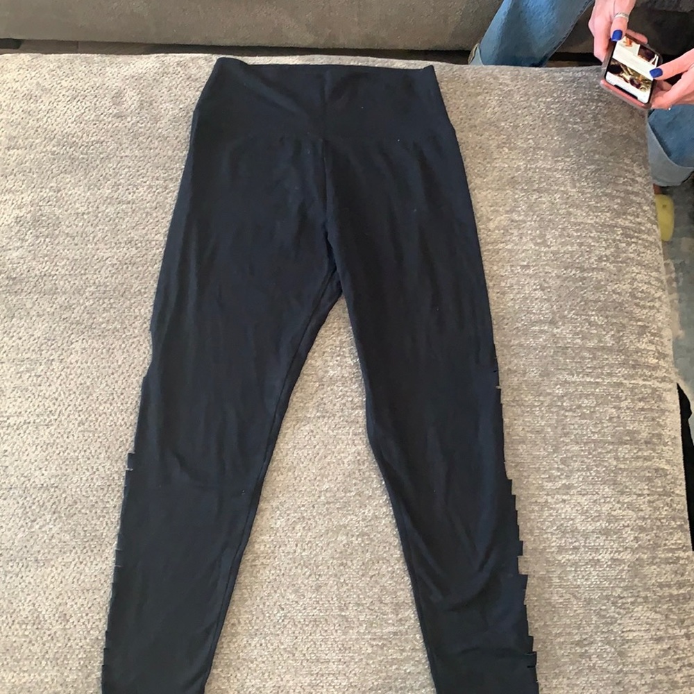 Black aeri leggings